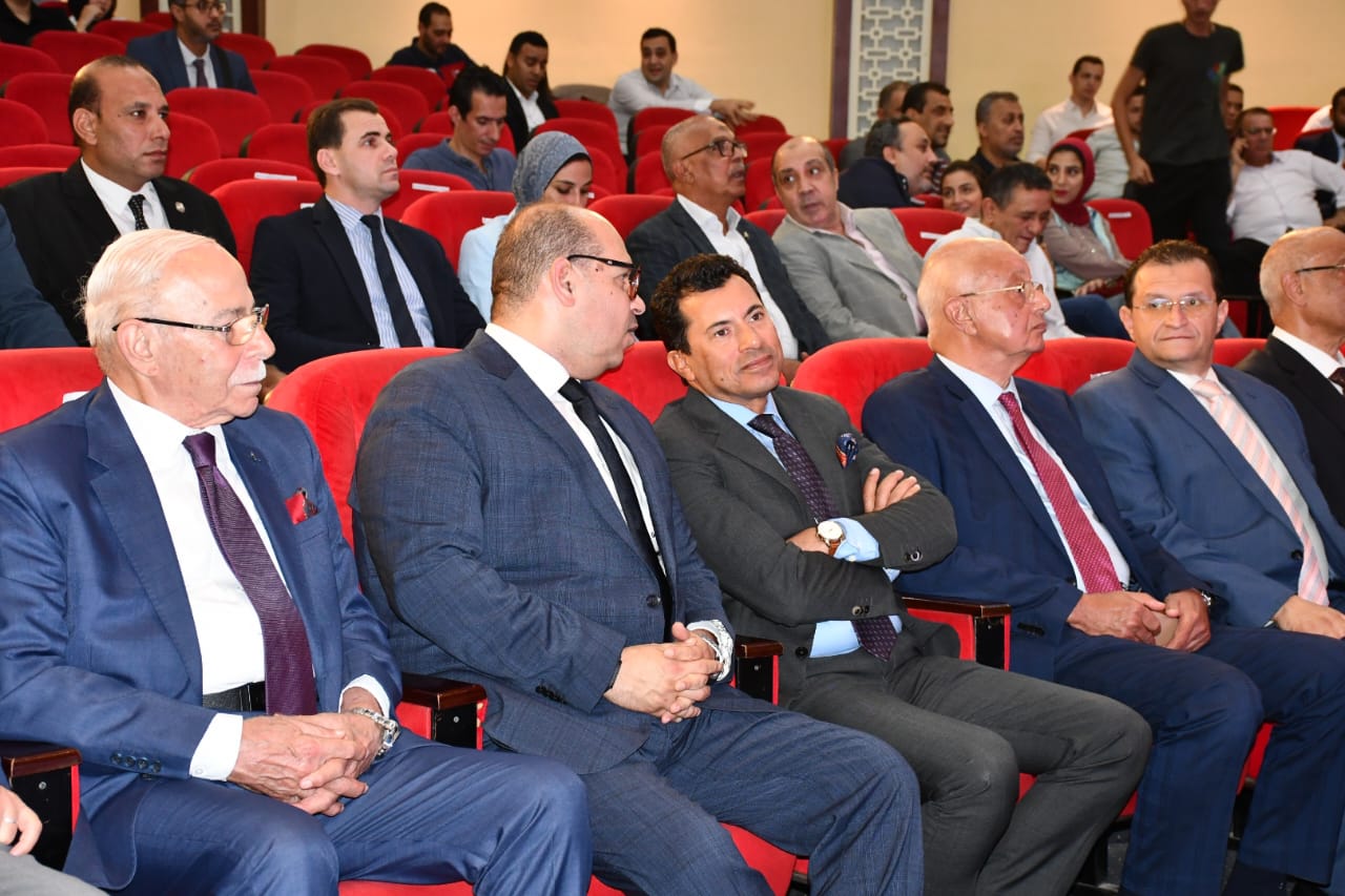 6fb306ae-9c52-48f9-87a7-eb097a6bbaa6