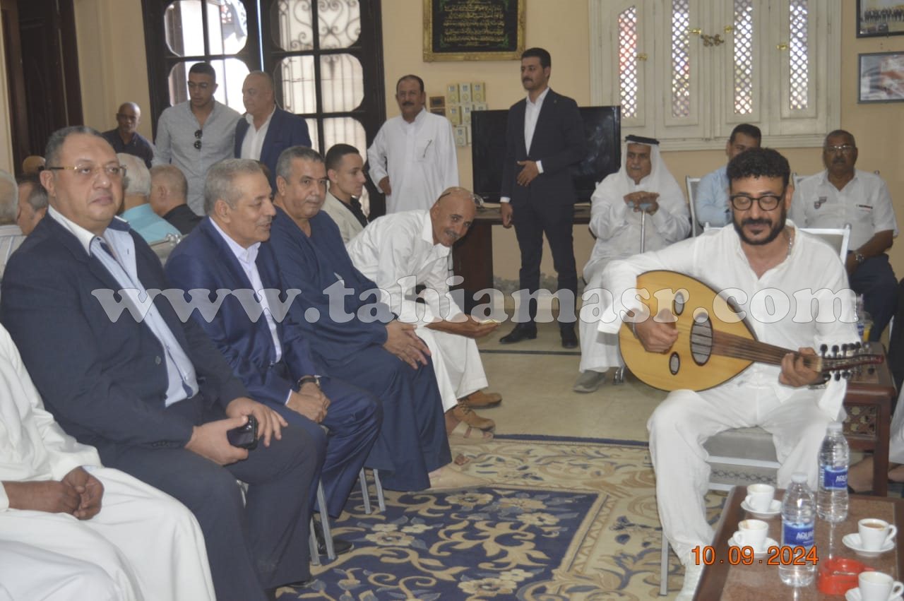 15b8eb7a-b62e-49e2-8b93-f7857db83e1e