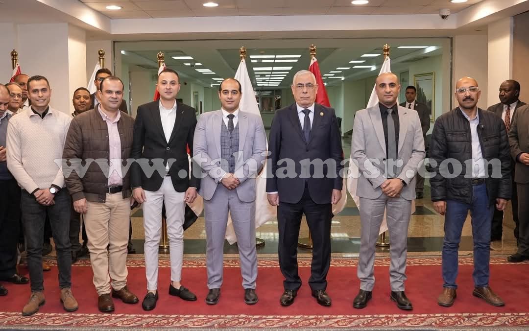 5f5185b8-0c82-4f2e-a_728_080215