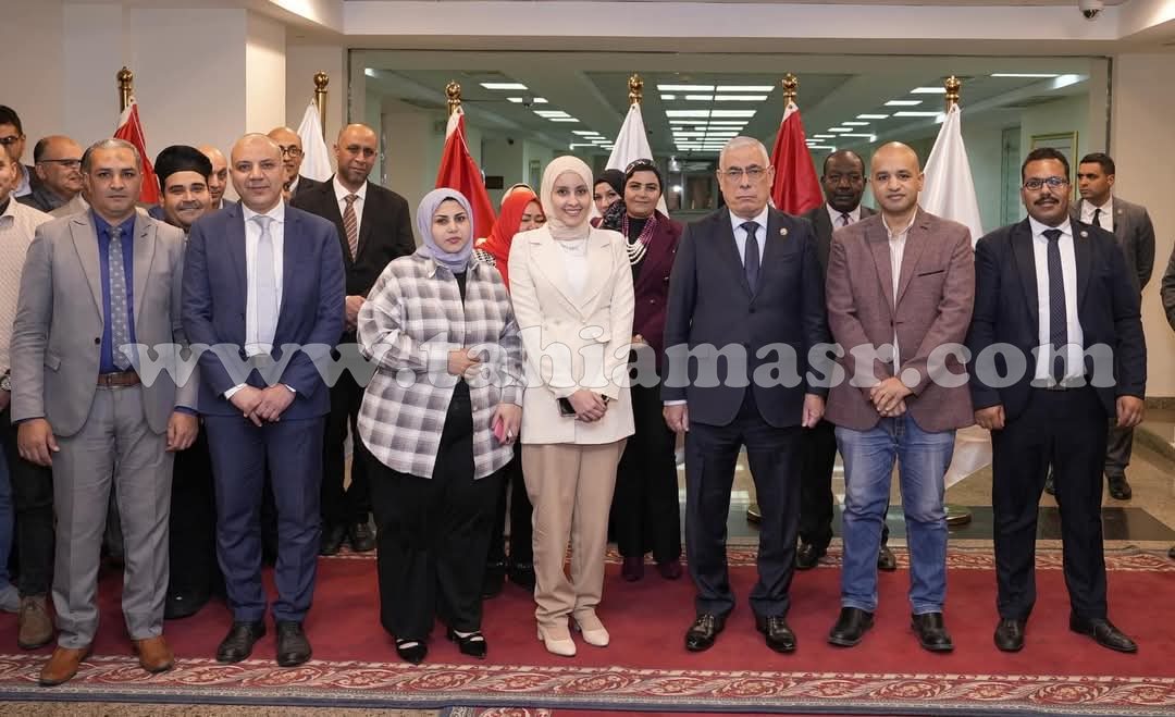 b2d99b26-4198-4259-8_728_080215