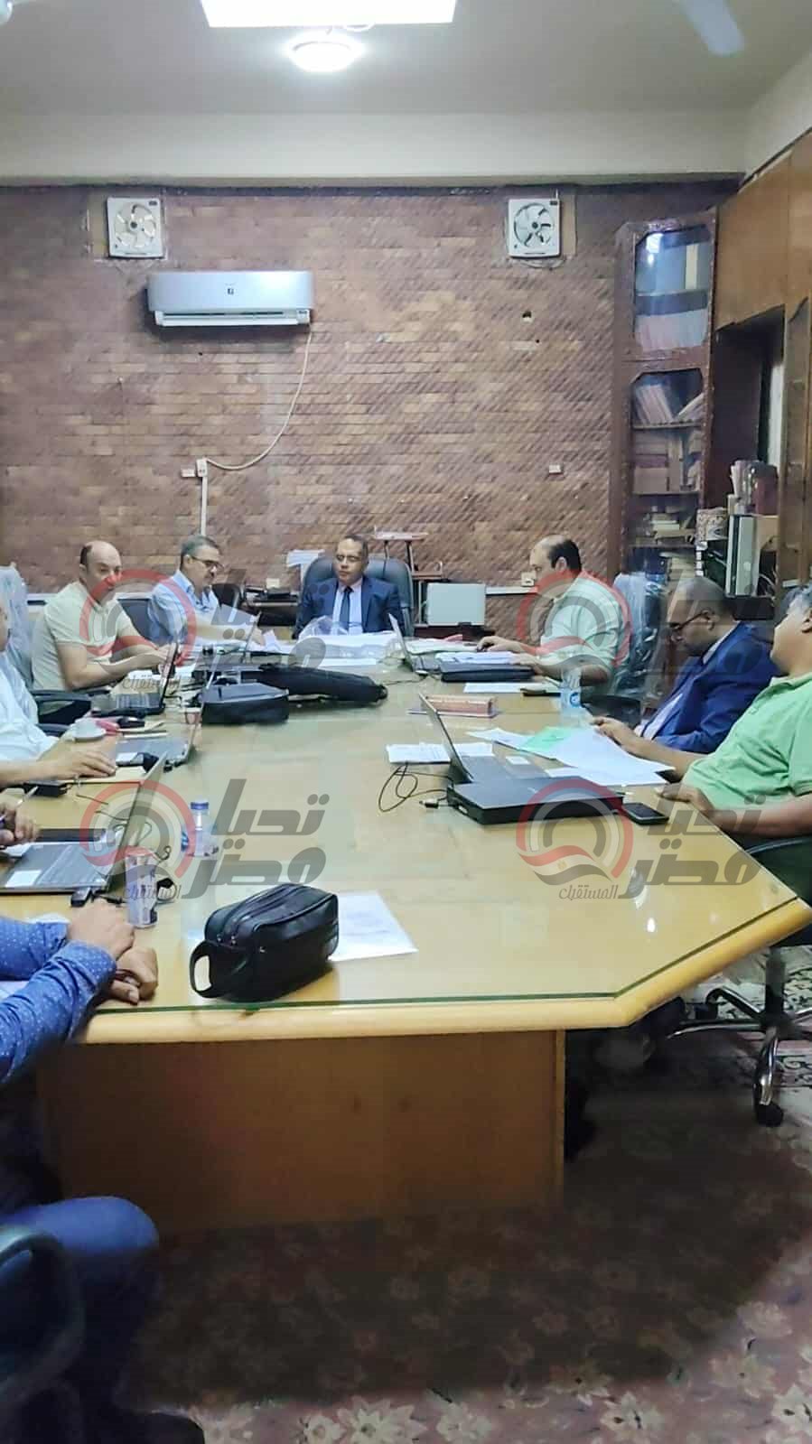 received_715392674524478