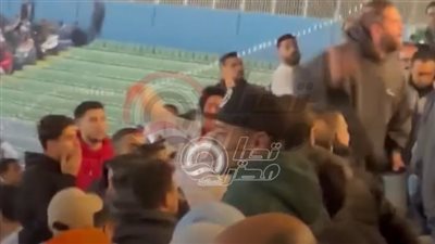 بعد الهزيمة أمام بيراميدز.. جماهير الزمالك تعتدي على حسين لبيب رئيس النادي بألفاظ خارجة| فيديو Feature image