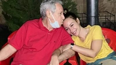 عزاء والد منة شلبي 