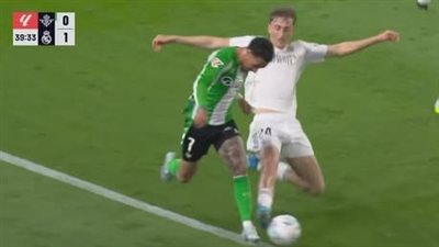 ريال بتيس ضد الريال.. ملخص اهداف ونتيجه مباراة ريال مدريد ور    