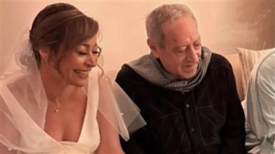 منة شلبي رفقة والدها