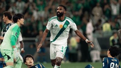 ملخص اهداف ونتيجه مباراة الاهلي السعودي وماتشيدا زيلفيا اليا    