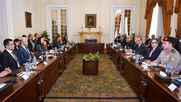 جانب من الاجتماع     