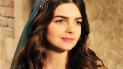  بيلين كاراهان     