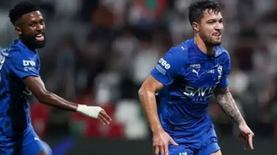 الهلال ضد ضمك.. تابع الآن مباراة الهلال وضمك مجاناً في دوري     