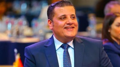 وزير الرياضة يصدر بتعيين مصطفى زمزم مساعدًا لتطوير مراكز الش    