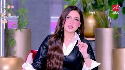 ياسمين عز    