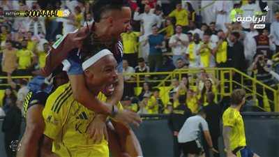 النصر.. محمد سيماكان يسجل الهدف الأول للنصر أمام الهلال في ا    