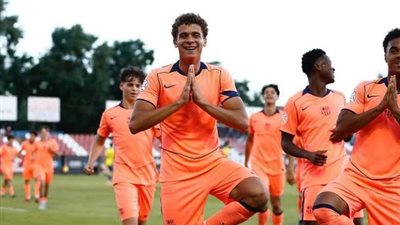 كلاسيكو مرتقب.. برشلونة وريال مدريد في نهائي كأس الأبطال للش    