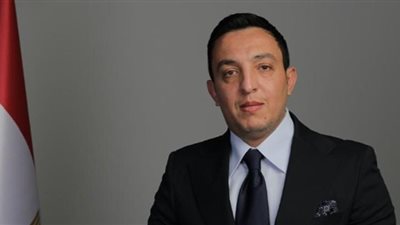 مصطفى أبو زهرة     